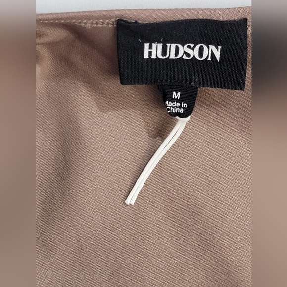 Hudson Knot Back Long Sleeve Snsp Closure Bodysuit Deep Taupe Size Medium - Picture 10 of 15